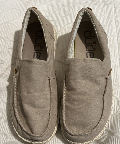 Hey Dude Misty Beige Shoe Loafer Slip On Lightweight Machine Washable Size 7-Y6 - Picture 1 of 7