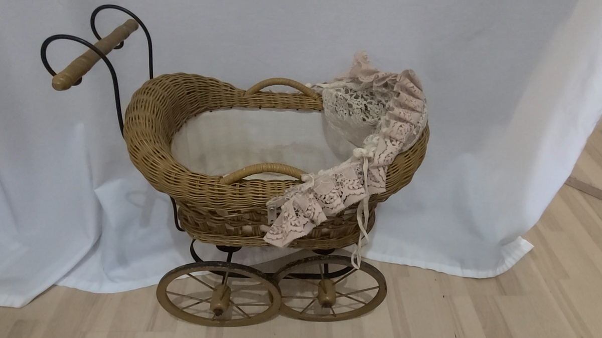 Vintage Baby Doll Carriage Collectible Stroller Wicker Basket