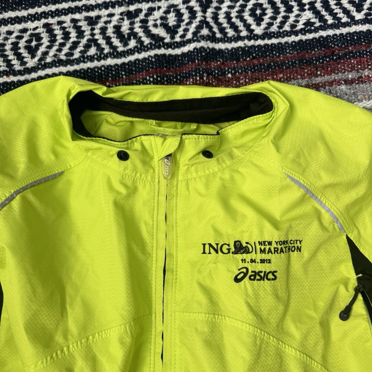 【新品】asics ニューヨークシティマラソン2012 ジャージ Asics 2012 ING New York City Marathon Windbreaker Jacket