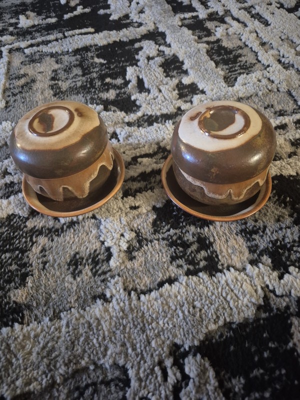 2 VINTAGE POTTERY CONTAINER SETS BEAUTIFUL DRIPPING IT IS STAMPED CANT READ IT