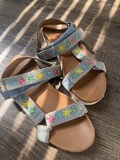 Jellypop Girls Blue Denim Embroidered Floral Strappy Sandals Hook Loop 1
