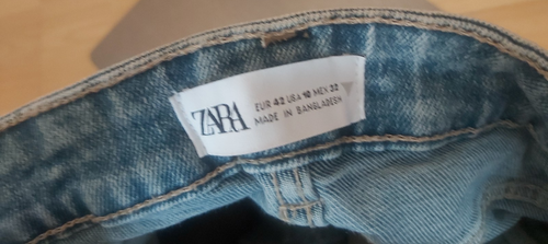 Schlichte Damen Jeanshose in mittlerem blau mit Knopf u. Reißv. in Gr. 42 XL - Bild 3 von 8