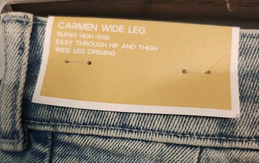 NWT Women's Michael Kors Carmen Wide Leg Jeans Size 4 thumbnail 7