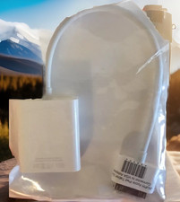 New Genuine Apple A1368 VGA Adapter for iPad, iPhone, iPod Touch