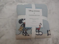 pottery barn kidsDisney Home x Sanderson Mickey Mouse Clouds Quilt new