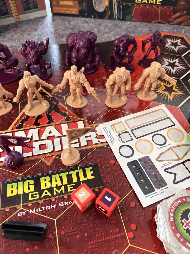 Vintage MB Small Soldiers Big Battle 1998 Board Game 100% Complete - Image 3 of 4