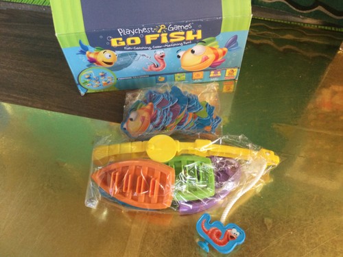 MATTEL / FISHER PRICE PLAYCHEST GAMES "GO FISH"100% COMPLETE - Picture 20 of 20