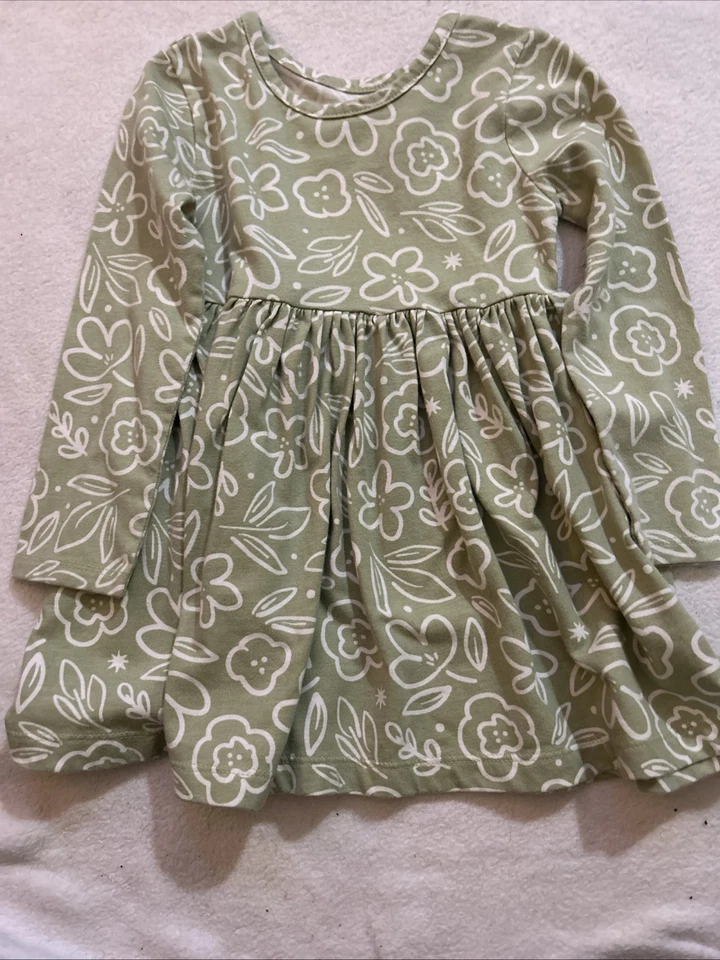 Falls Creek Meninas Tamanho 2T Pacote - 2 Vestidos, 1 Moletom, 1 Calça - Imagem 4 de 4