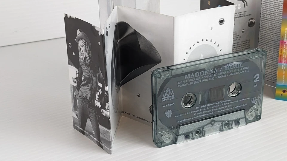 Madonna Music Cassette Tape Album Warner Maverick 2000. Rare Find (Thailand) - Image 4 of 4