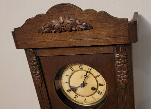 Antique Junghans Wooden Wall Clock With Key Germany - Picture 13 of 17