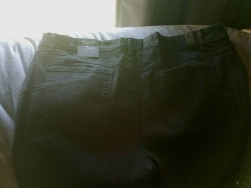 NWT - Simply Vera VeraWang Skinny Mid Rise Black Jeans - 24W - Picture 4 of 5