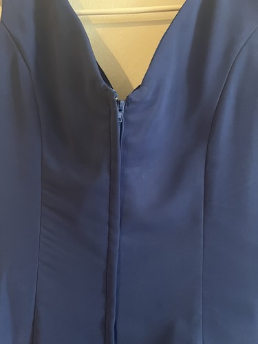 Blue V Neck Long Gown: Size 14-16 - Picture 5 of 5