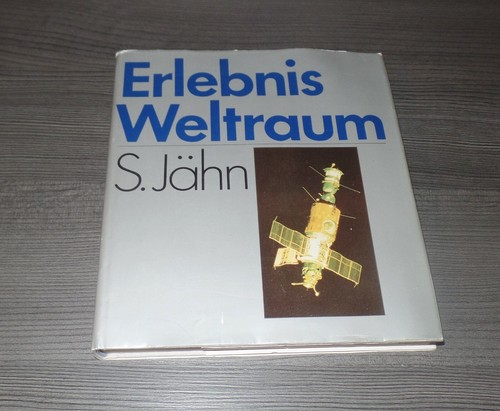 Sigmund Jähn *Space* (+), original signed Book *Erlebnis Weltraum* + COA - 第 1/2 張圖片