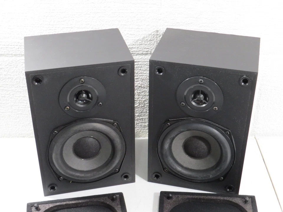 Juego de altavoces de sonido envolvente NEC negros 60 vatios 8 ohmios Foto 2 de 4