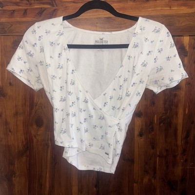 Hollister White Blue Floral Pattern Baby Tee SHIPS WITHIN 24 HRS
