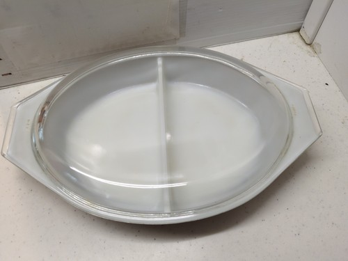 Vintage Pyrex Early American 1.5Qt Divided Casserole Dish w/Lid Brown & Gold #8 - Picture 3 of 9