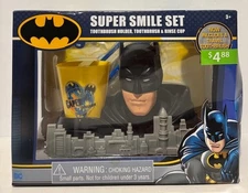 Batman Super Smile Set - toothbrush holder, toothbrush, & rinse cup NEW