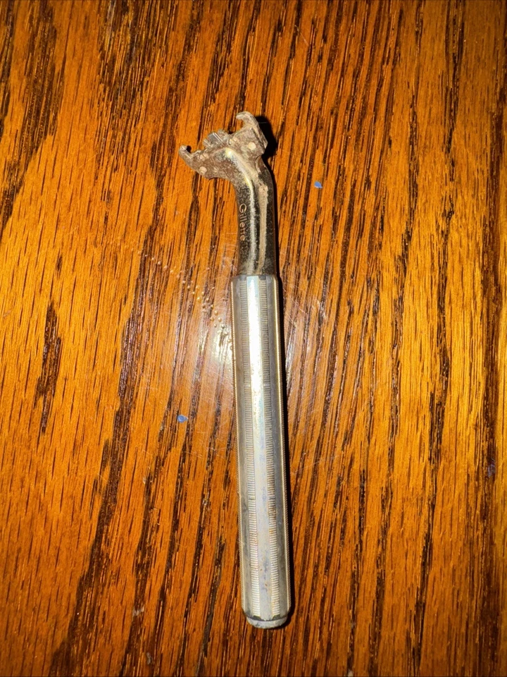 Gillette Atra Razor Handle Aluminum  - Image 2 of 4