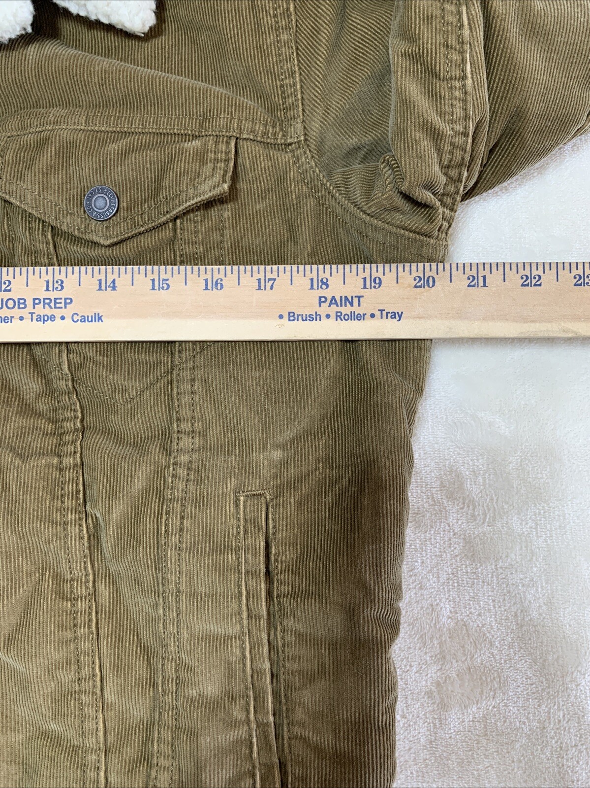 Foto 15 di 23