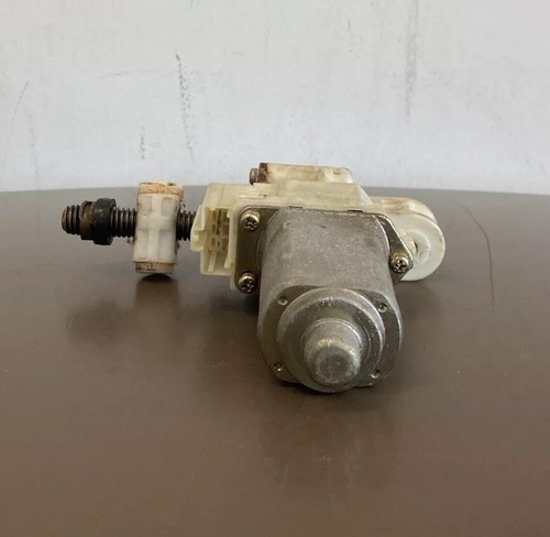 2005 Subaru Outback Drivers Seat Adjustment Motor - Picture 4 of 17