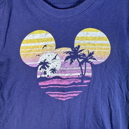 Disney Graphic T-Shirt Purple Blue Mickey Mouse M Land World Park Travel - Picture 3 of 6