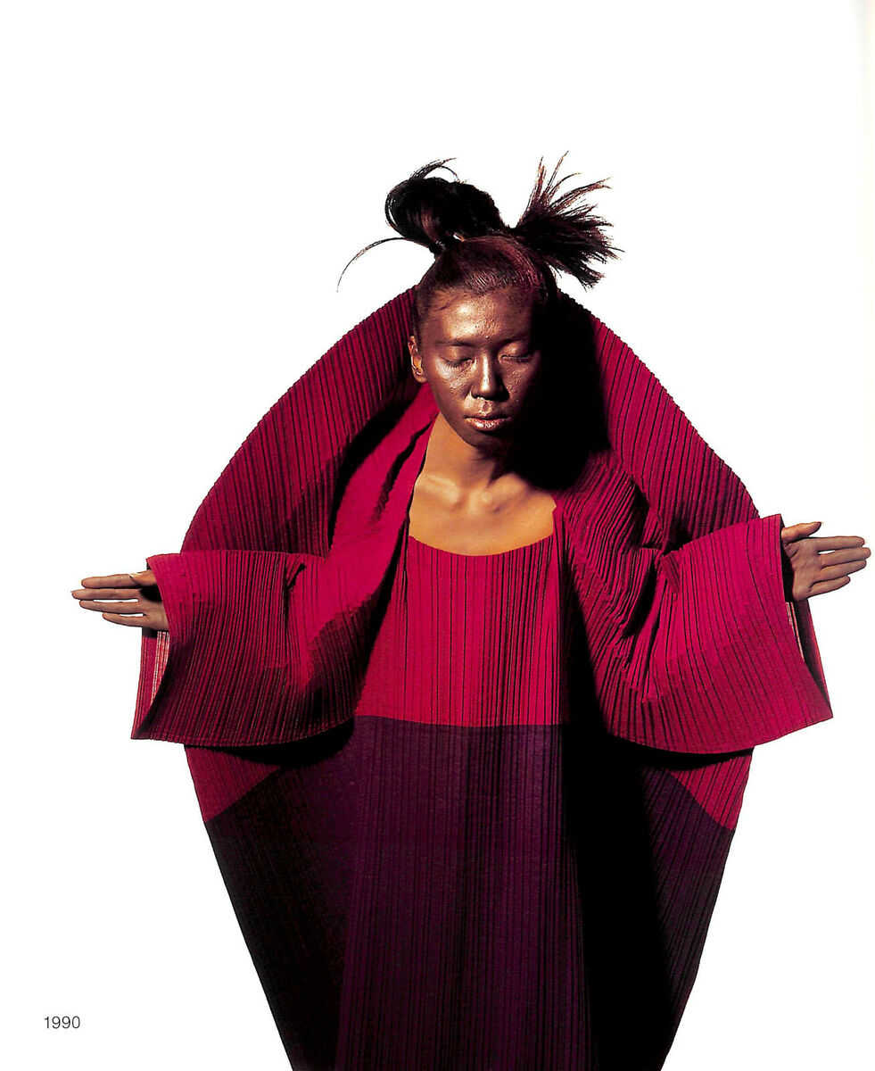 Irving Penn Regards The Work Of Issey Miyake Photographs Irving Penn Regards The Work Of Issey Miyake Photographs