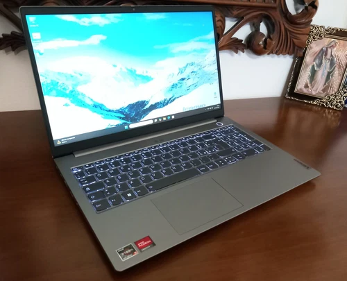 LENOVO ThinkBook 15 G3 Ryzen™ 5 5600U 16 RAM 512 SSD VRAM 2 Gb Come NUOVO