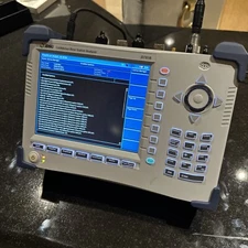 JDSU JD785B CellAdvisor Base Station Analyzer 10MHz - 8GHz w/ Options & Accs.