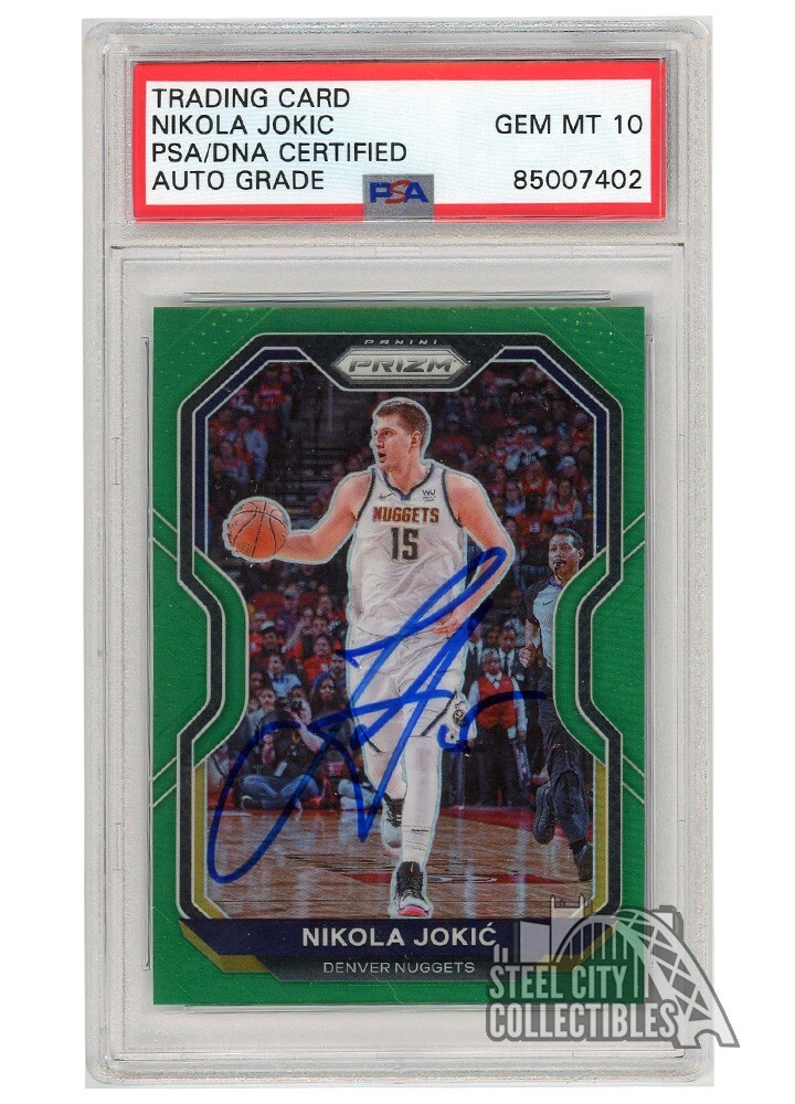 Nikola Jokic 2020-21 Panini Prizm Green Autograph Card #114