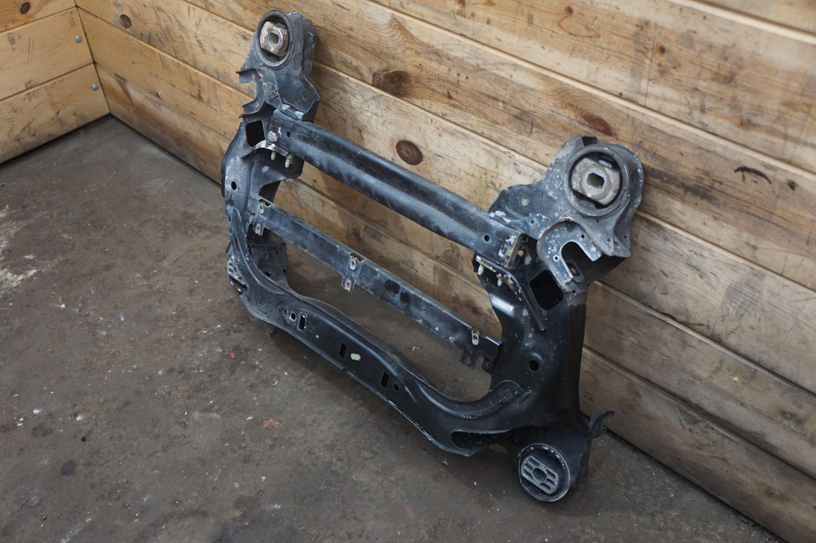 Front Subframe Engine Cradle 3W0399313 Bentley Continental Flying Spur 06 *Note*