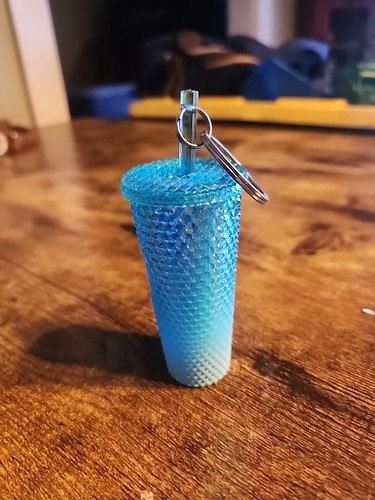 Mini llavero Starbucks vaso tachonado azul glaciar con almacenamiento de 3" de alto - Imagen 2 de 3