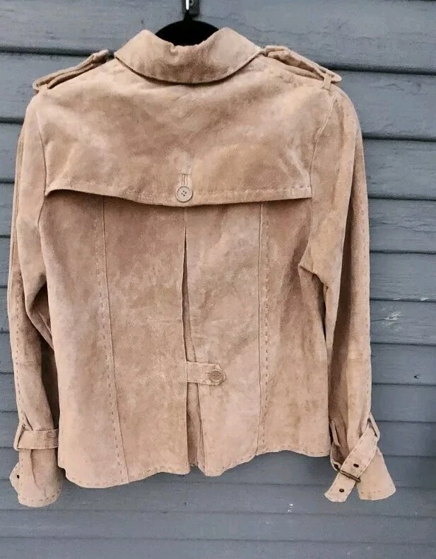 TEX By MAX AZRIA Sz Med Tan Suede Jacket Crontast Stitch Buckle Button Accent - Image 4 of 4