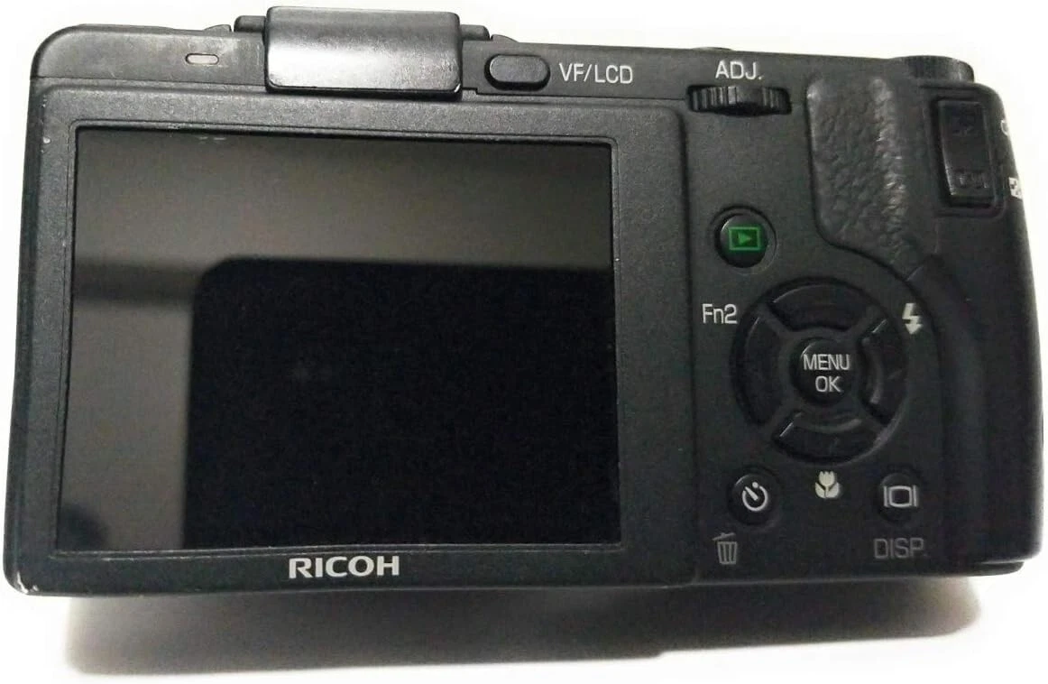 RICOH GX200