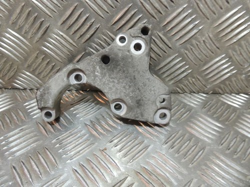 BMW X3 E83 Lagerblock 3.0D Compact Halteblech Konsole Halter Sevopumpe 2247556