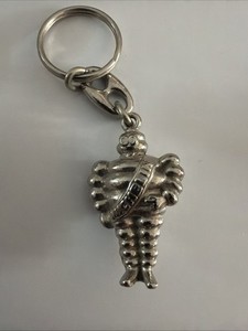 VINTAGE MICHELIN MAN METAL KEY CHAIN  (4”)