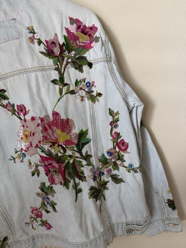 Pero Limited Edition Beaded Floral Embroidered Denim Jacket Light Blue 40 - Picture 7 of 10