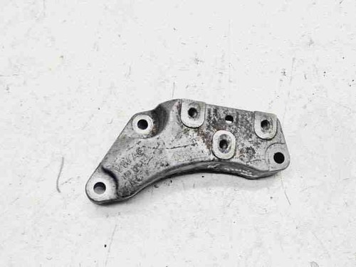 VW PASSAT Variant B6 3C5 Getriebehalter 1K0199117 2.00 Diesel 103kw 21316795