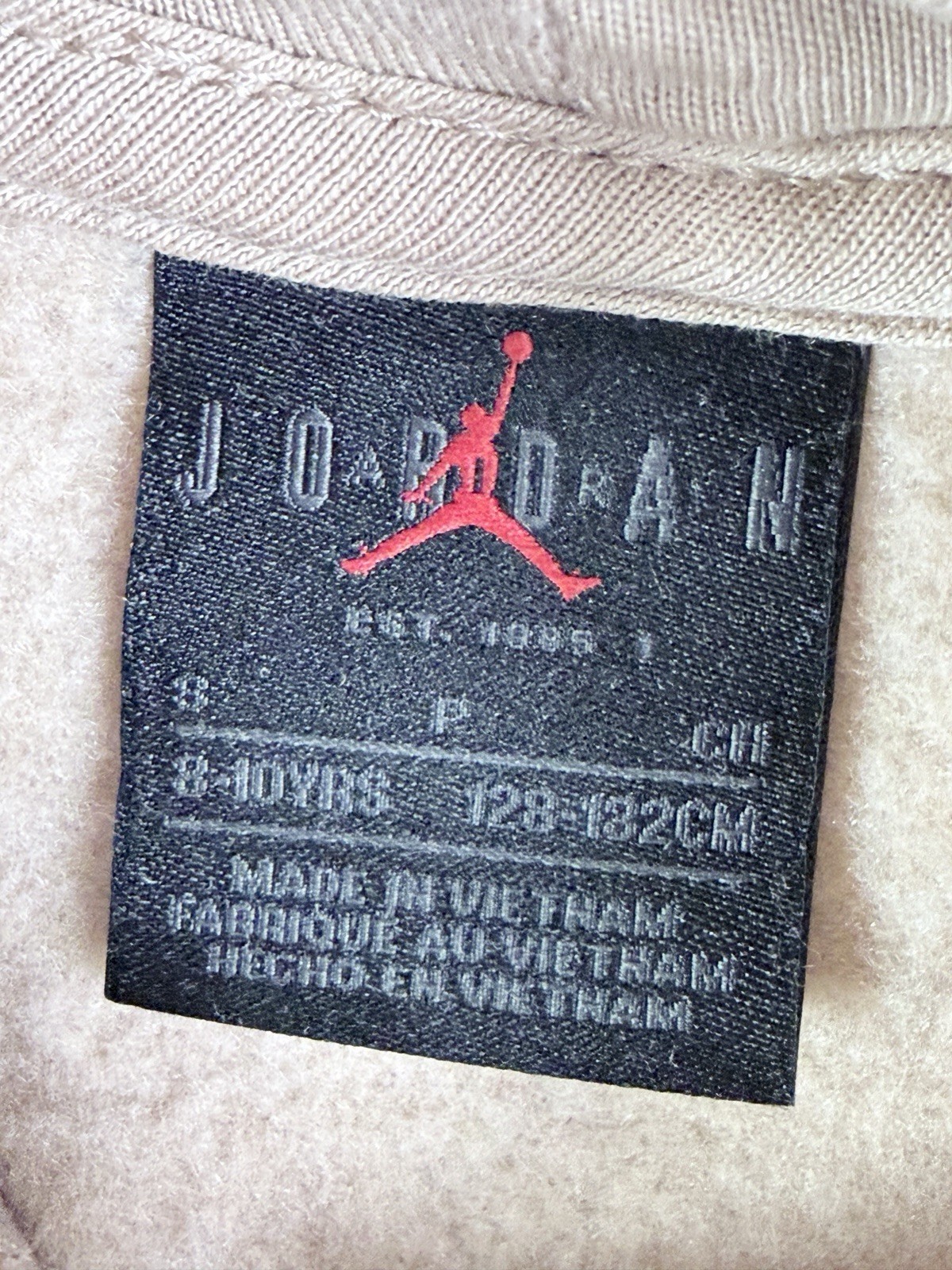 Nike Air Jordan Jumpman Brooklyn Fleece Hoodie Sweatshirt Tan Youth Kids Small thumbnail 5