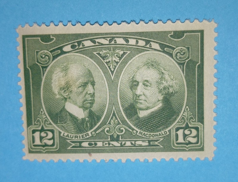 + 1927 Canada Laurier and Macdonald #147 12c Mh unused