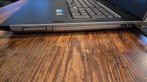 Dell Vostro 3750 17.3" i7 Laptop 6GB RAM 500GB NVIDIA GT 525M DVD Fingerprint - Picture 3 of 6