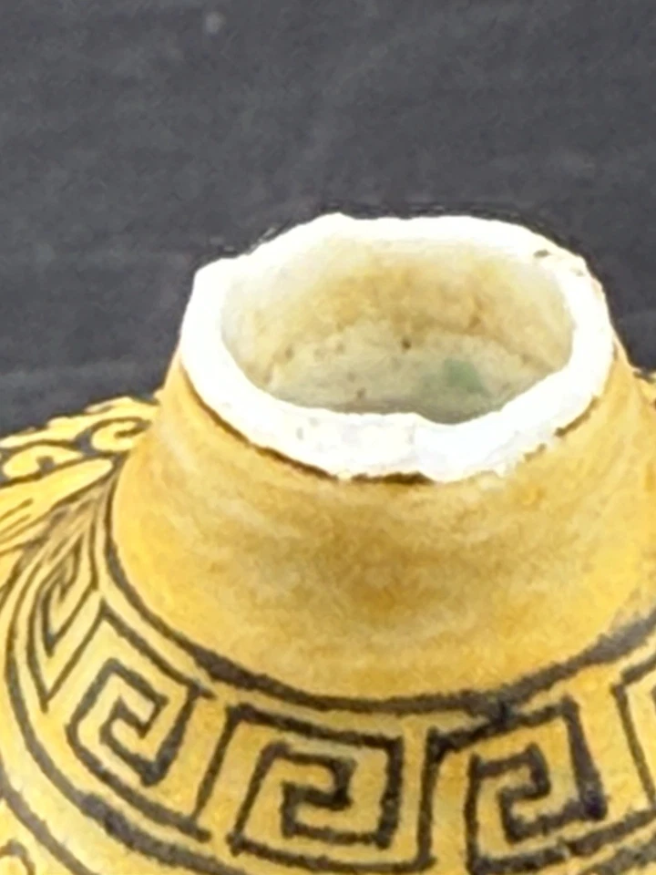 Botella de tabaco de porcelana - Famille Rose pintada a mano escena interior privada Foto 3 de 4