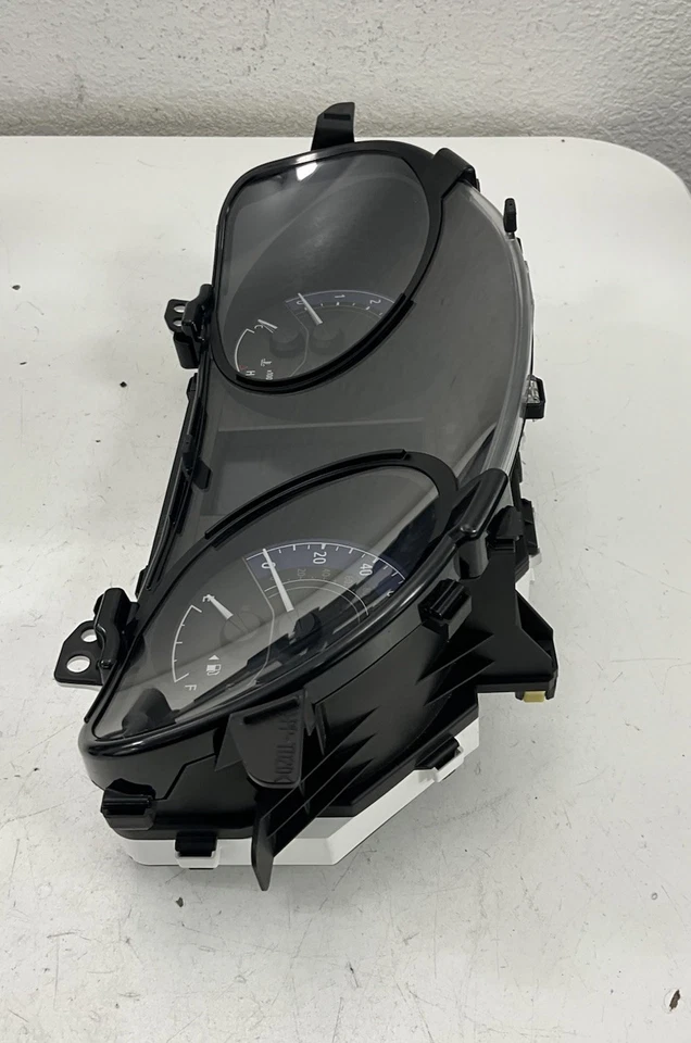 Toyota Corolla 2017 cuadro de instrumentos velocímetro 838001ak70 OEM Foto 3 de 4