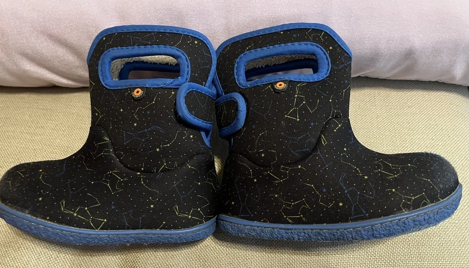 Toddler Boys BOGS Bloom Waterproof Boots Size 8 - Image 2 of 4