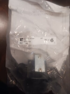 COMMSCOPE | FMT-ACCCLMP02 | FMT-ACCCLMP02 Cable Clamp 1 1/4'' Offsetfrom Frame