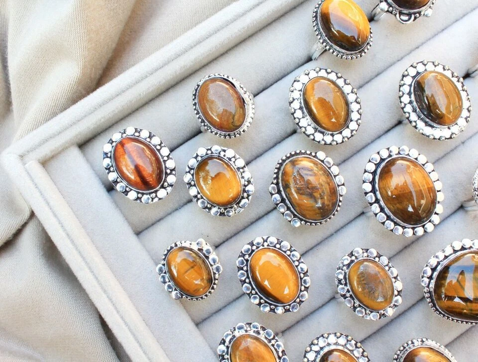 Lote al por mayor de anillos boho enchapados en plata de ley 925 con piedras preciosas de ojo de tigre natural Foto 3 de 3