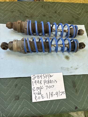 1998 Polaris RMK 700 front shocks suspension 284