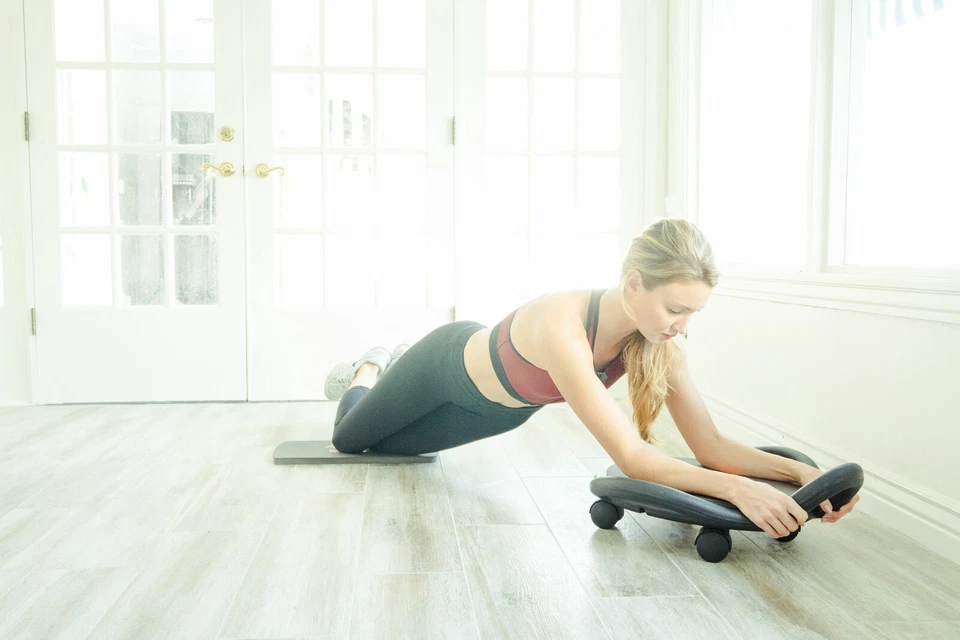 Sistema de ejercicio Ab Dolly para tonificar núcleo y movilidad de sección media versátil Foto 2 de 4