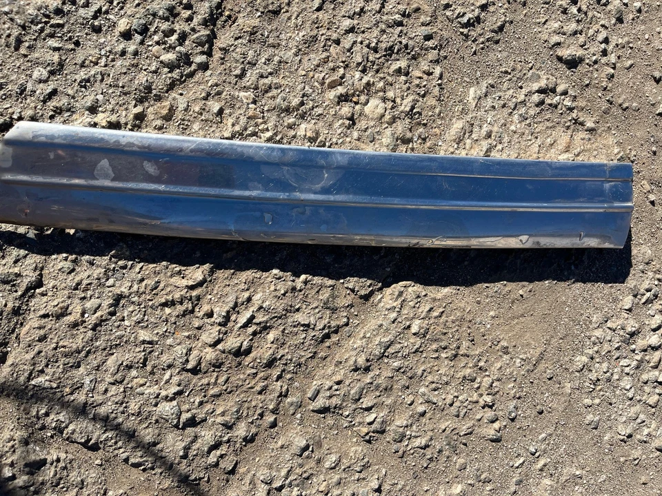 Ford Falcon Futura Sprint 1964-65 panel de moldura diestro y derecho Foto 4 de 4