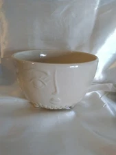 HD Designs Outdoors Ceramic Serving Bowl.                   (234)