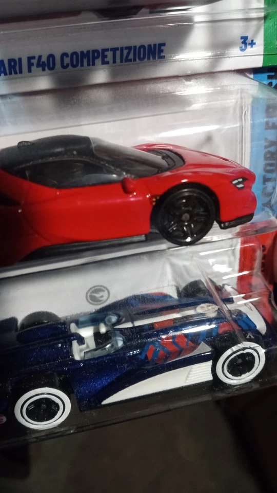 Hot Wheels 2025 Ferrari SF90 Stradale Ferrari Logo Error Red #191 F40, & TH Chev - Image 2 of 4